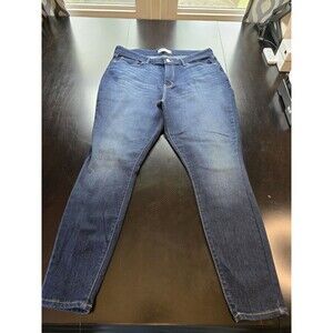 ​Signature by Levi Strauss Women's High-Rise Skinny Jeans Size 18M W34 L30 Blue